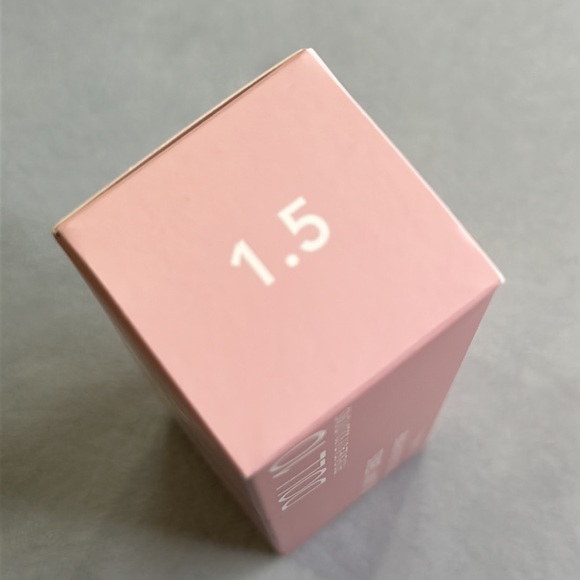 🎨 DOLL 10 | DOLL SKIN GENIUS TINTED SERUM PRIMER - Picture 3 of 8